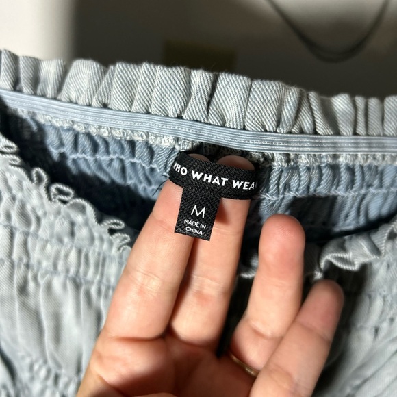 Who What Wear Women’s Peplum Smocked Balloon 3/4 Sleeve, Light Blue Medium - Picture 4 of 7